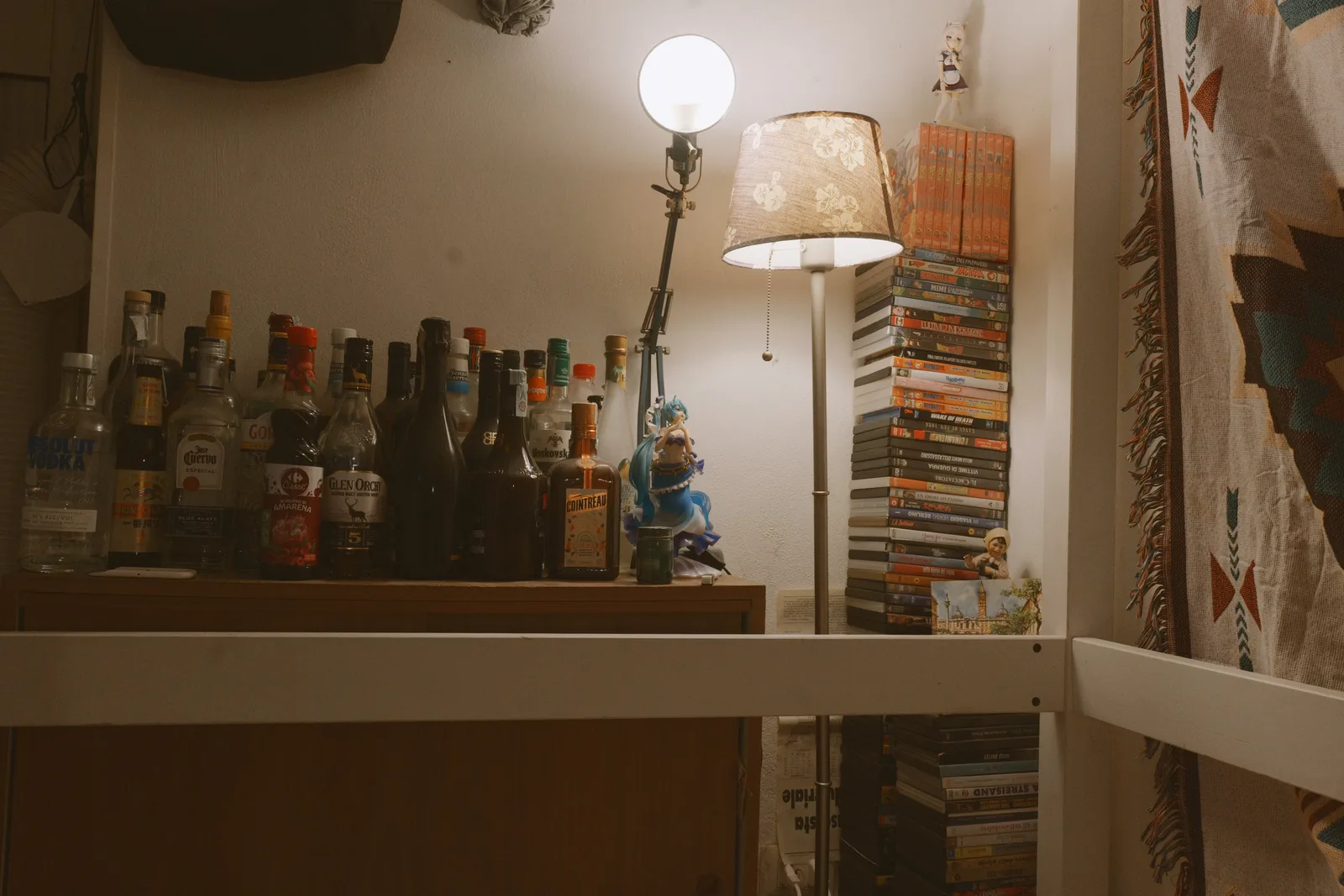 房屋一角和 bar
